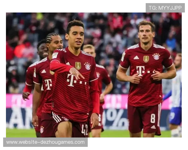 拜仁慕尼黑5-1客胜RB莱比锡,凯恩传射建功领跑射手榜